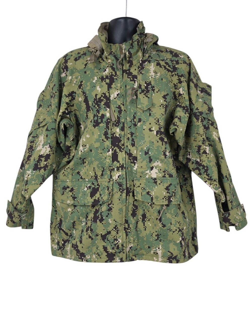 U.S. Navy Gortex Nylon Parka Jacket Digital Camo Working Type III Medium Short